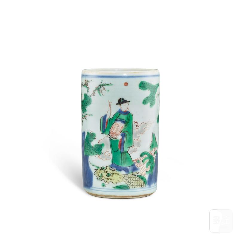 A wucai 'official and turtle' brushpot, Late Ming - early Qing dynasty | 明末清初 五彩獨佔鰲頭圖筆筒 - 图1
